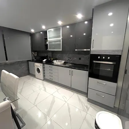 N3 Apartment *